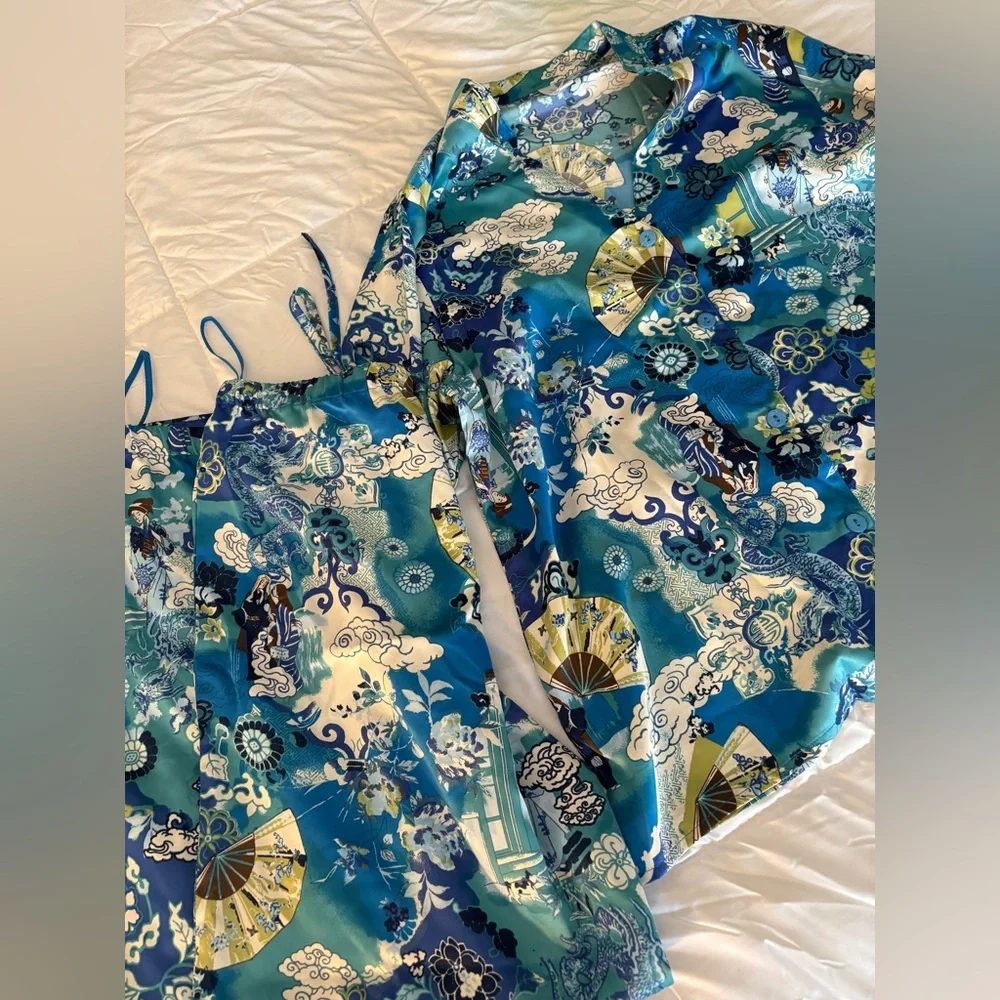 Cruz Large Pajama Set - Picture 3 of 8